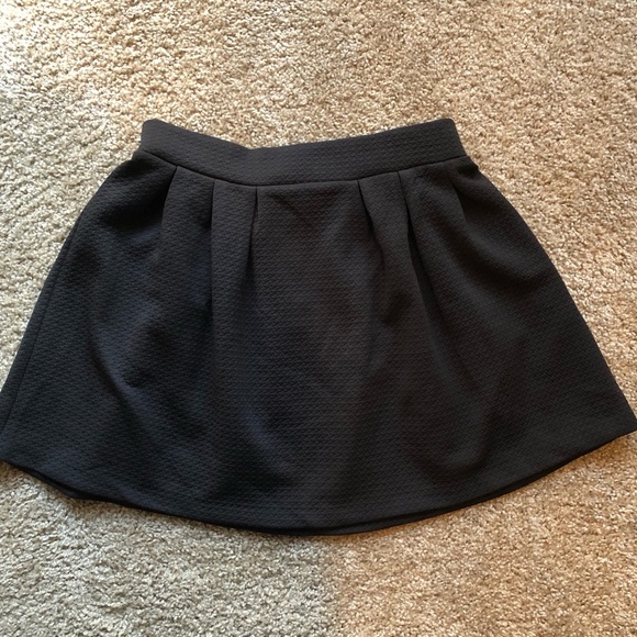 Candie’s Black Mini A-Line Skirt - Picture 1 of 3